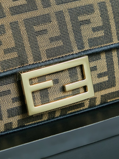 フェンディバッグ細部ディテール